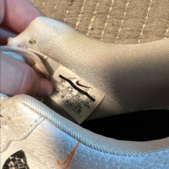 Nike Air Force 1 with Orange and Black Graphics - Picture 4 of 5